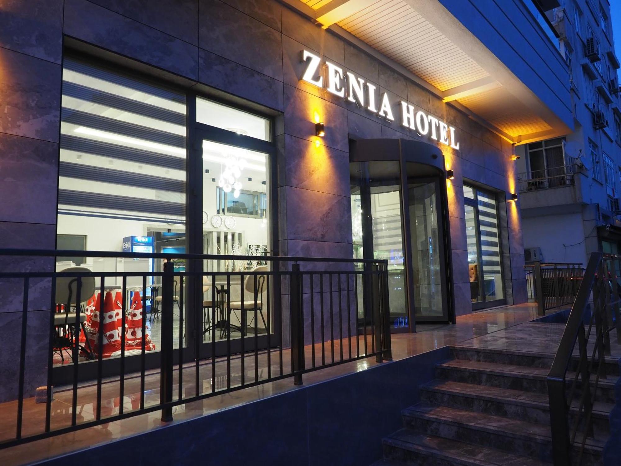Готель Zenia *